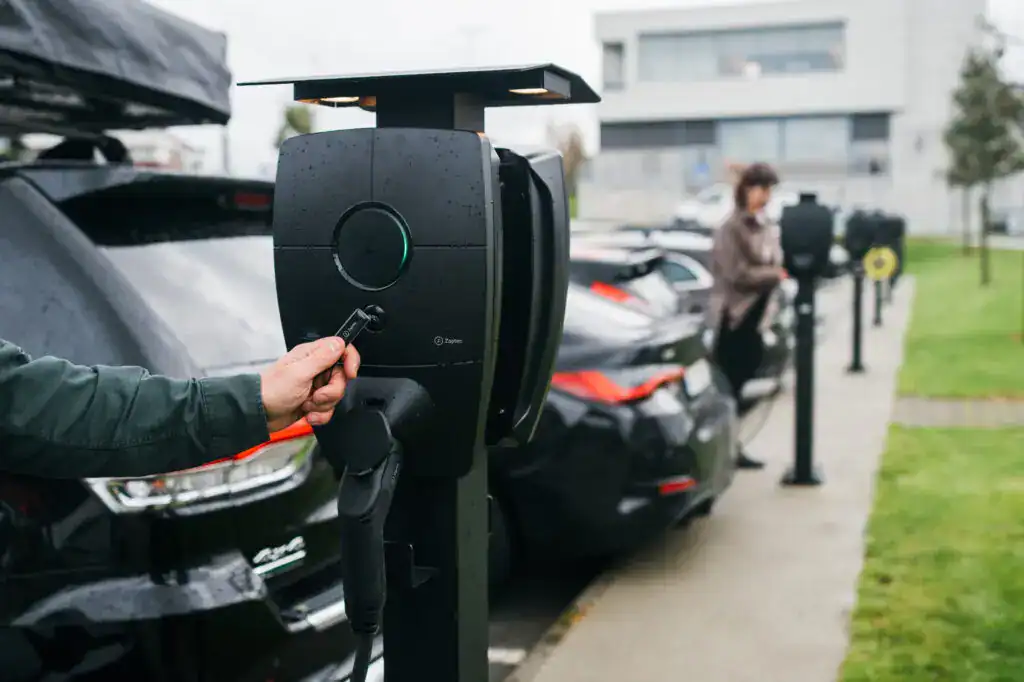 Zaptec_Pro_MID_0923 (1)